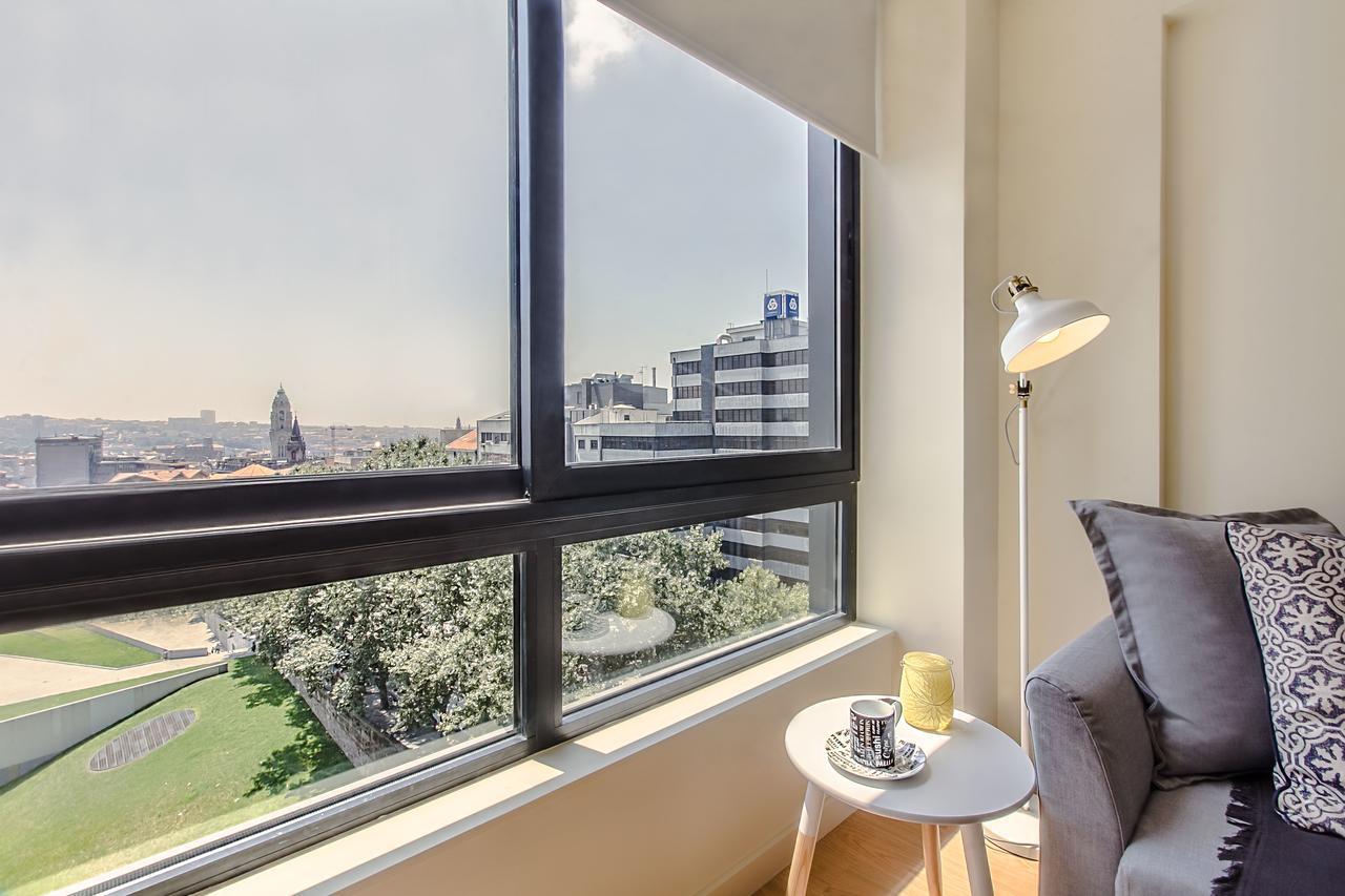 Apartment Trindade Flat With A Great View Porto